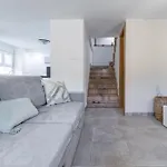La Casita De La Pitufa * Vargas